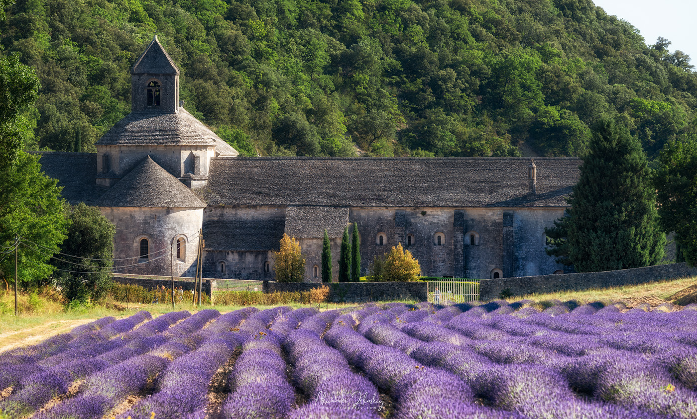 Нотр Дам де Сенанк
