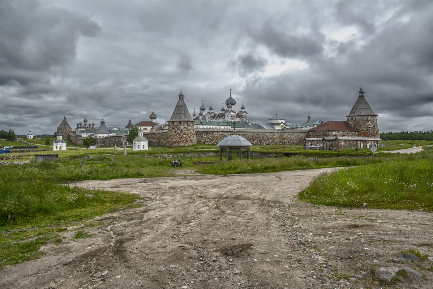 Соловецкие зарисовки (хмурый день)