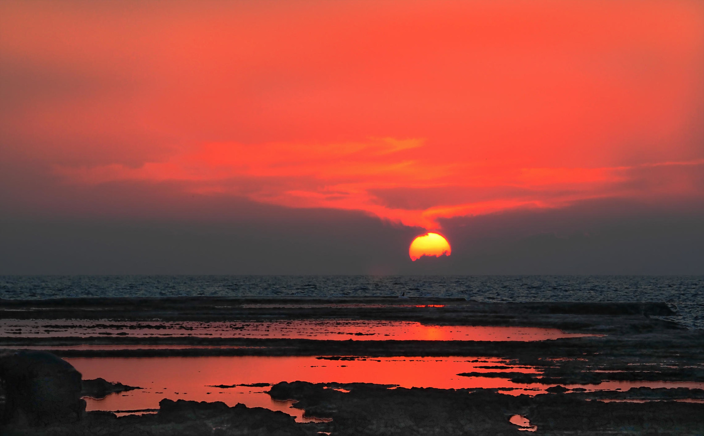 Дымящееся солнце