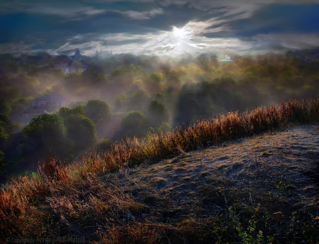 Лазурный рассвет над Хотинской фортецией