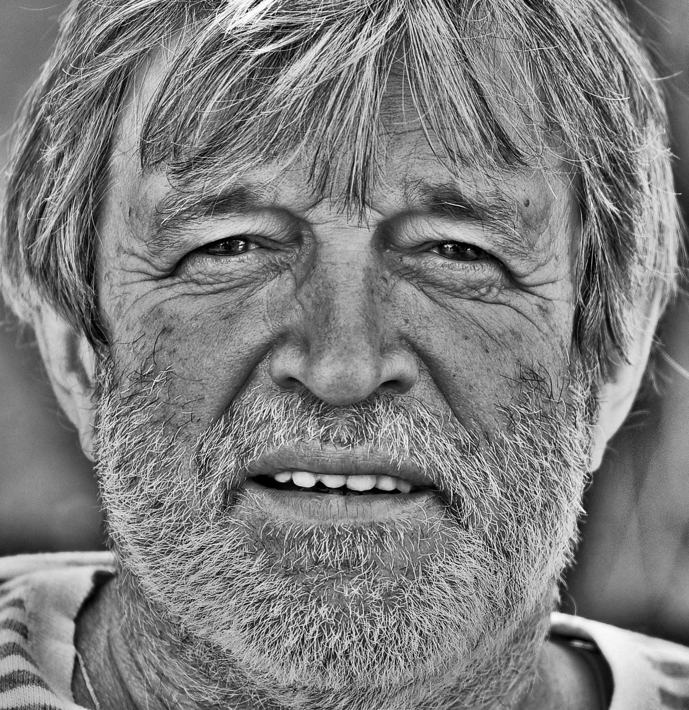 "Я знаю все, но только не себя ..."