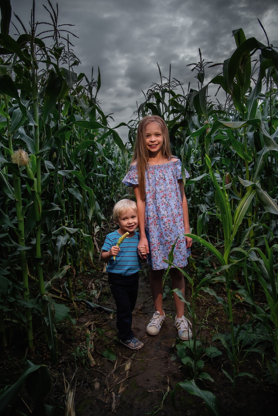 Брат с сестрой