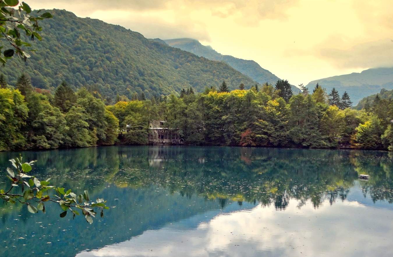 Ранняя осень на Голубых озёрах КБР