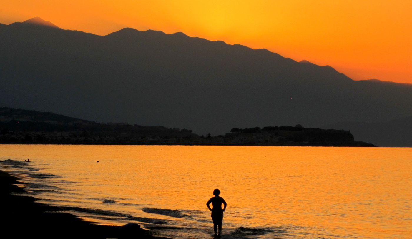 Женщина и море!