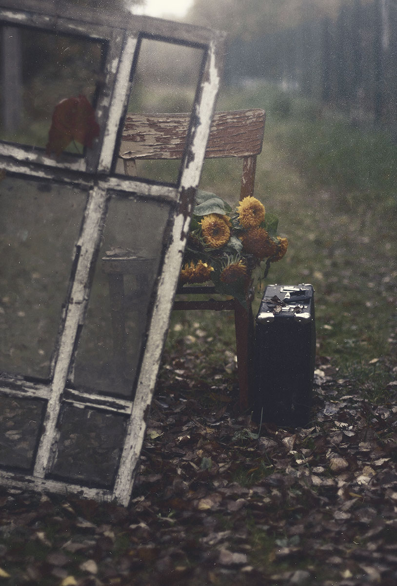 Тихо шепчет октябрь: «Всё вернётся, вернётся…»