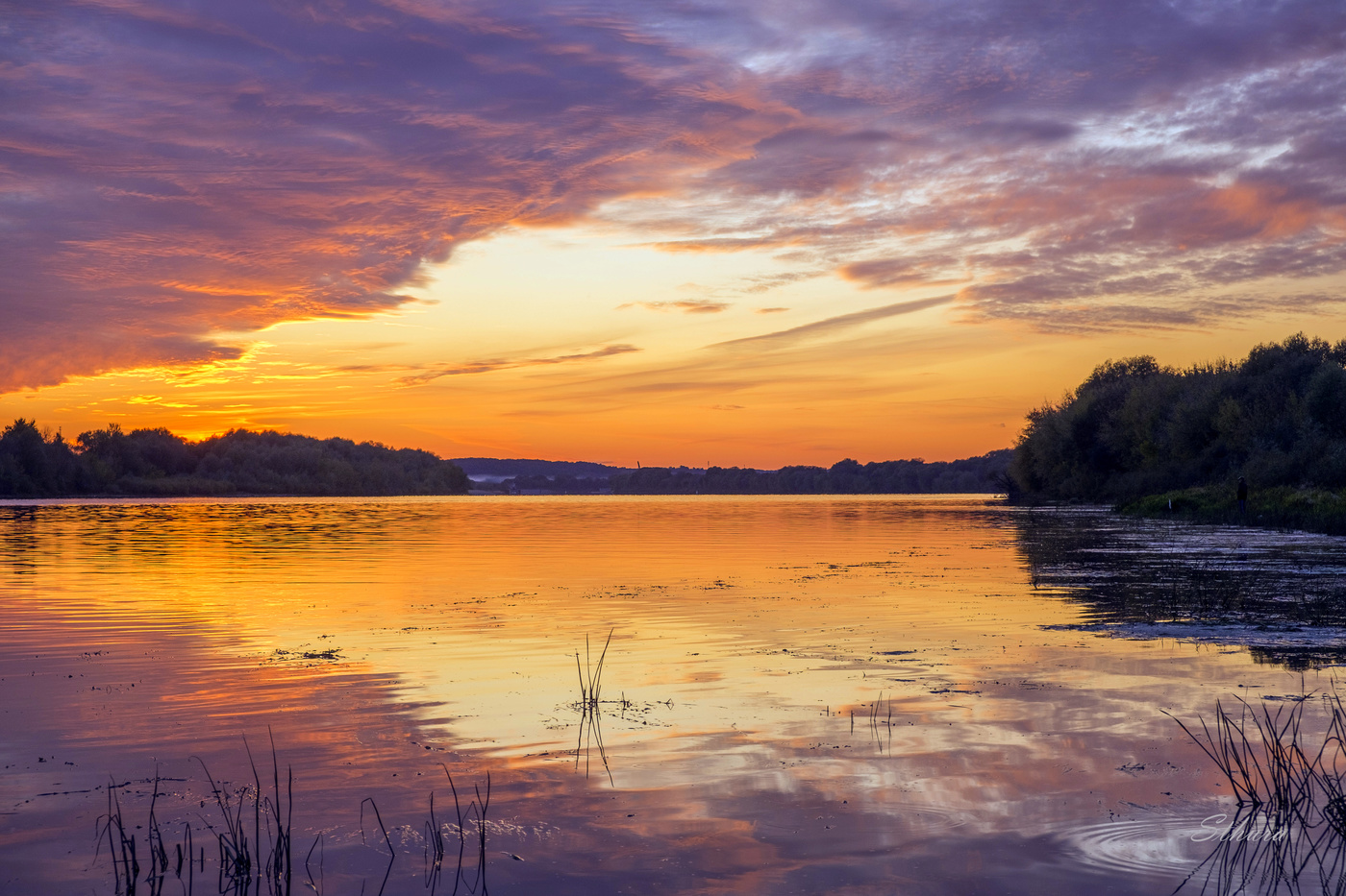 Река Ока и вечерние облака.