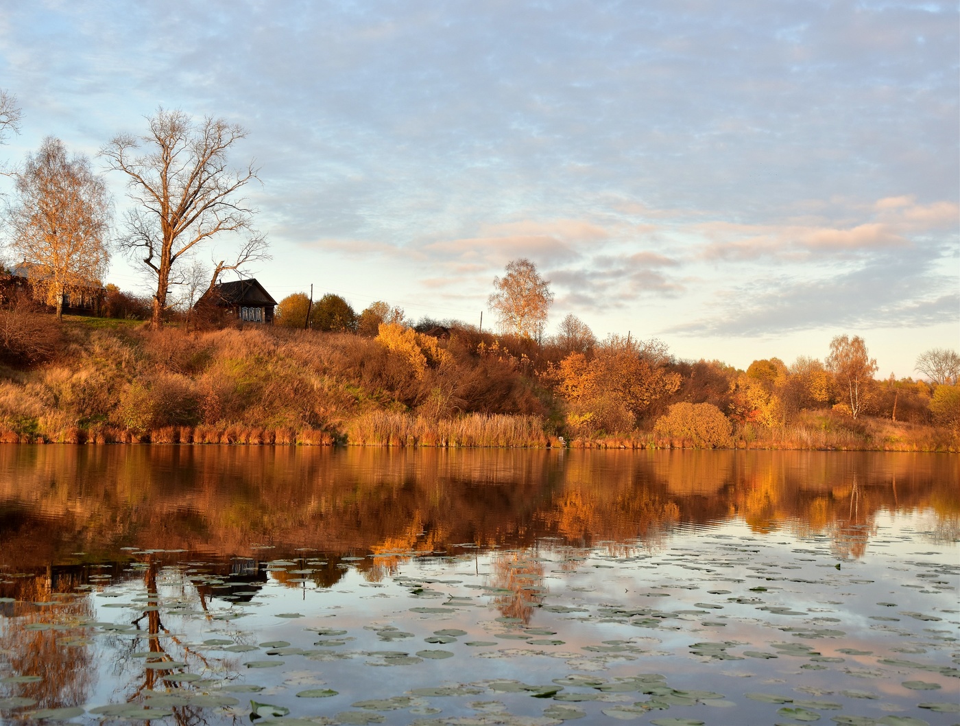 Загадочный закат осенний