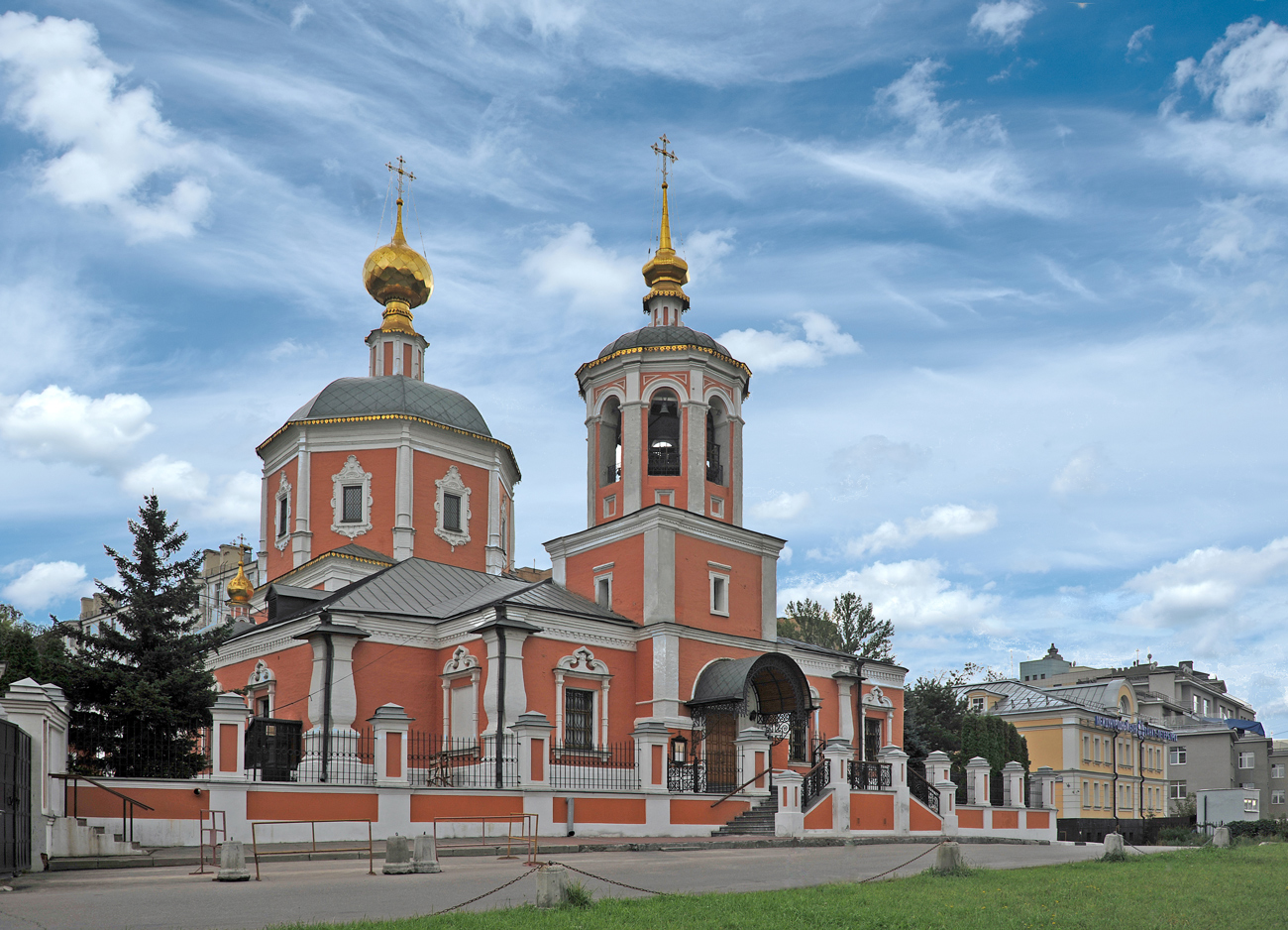 Храм Троицы Живоначальной в Троицкой слободе