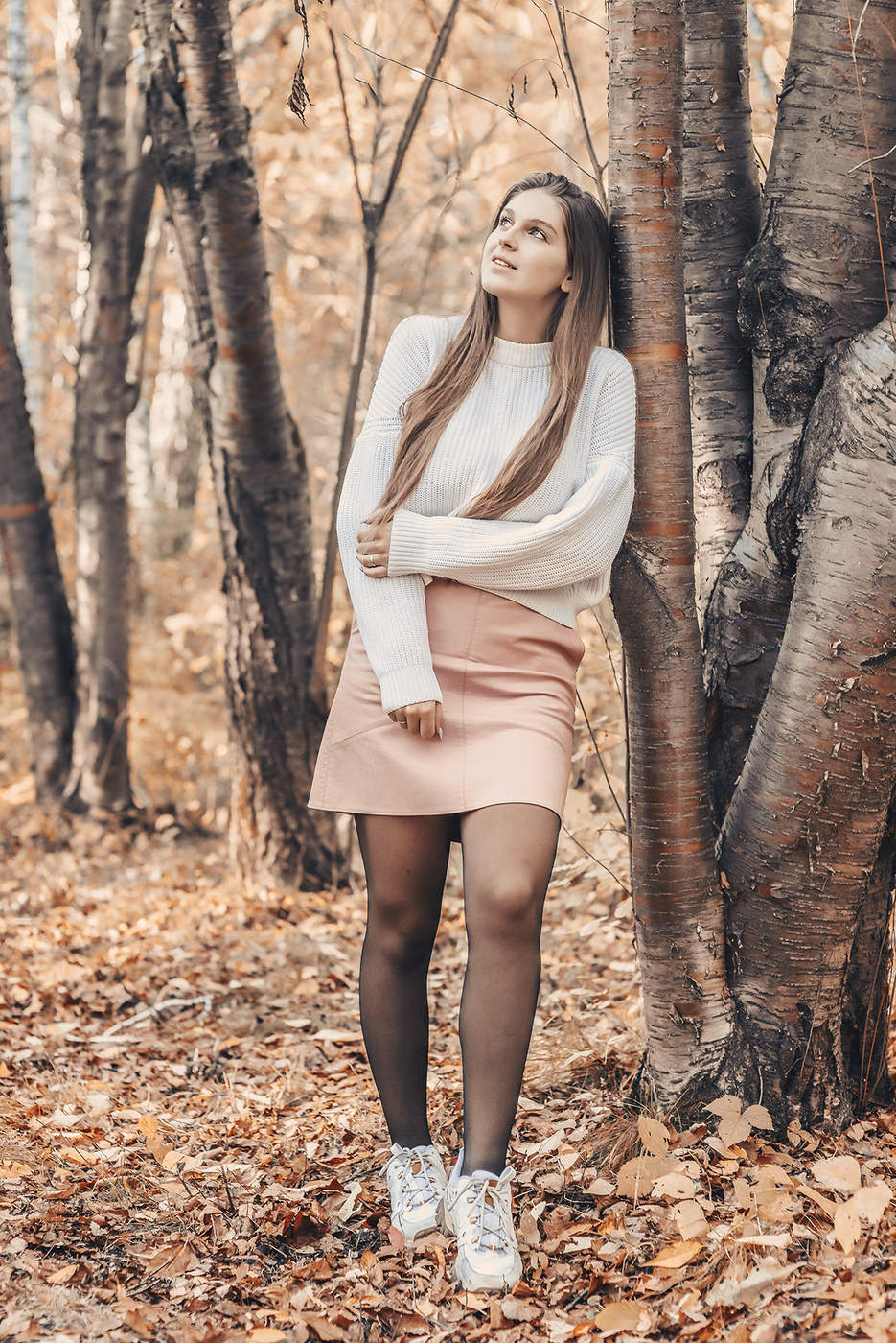 в осеннем лесу