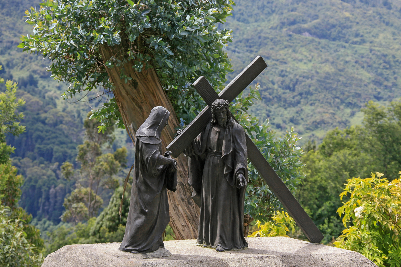 Крестный путь Иисуса Христа (4ое стояние)