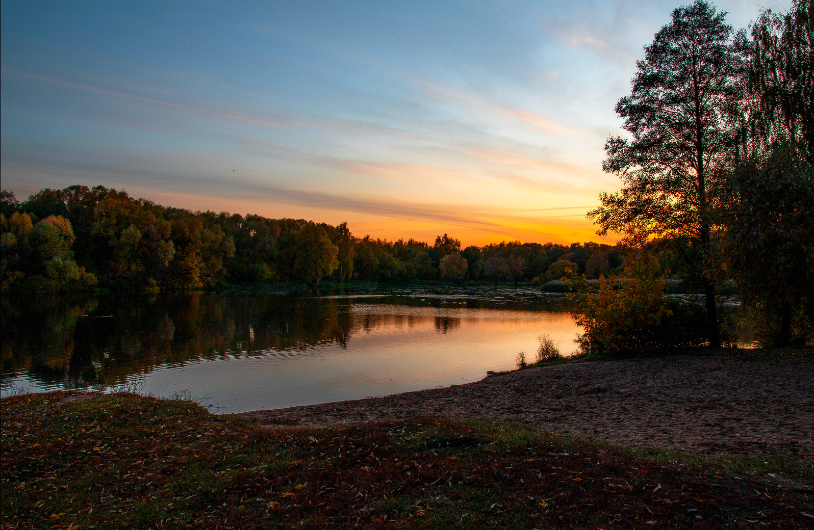 Чуть ночь превратится в рассвет