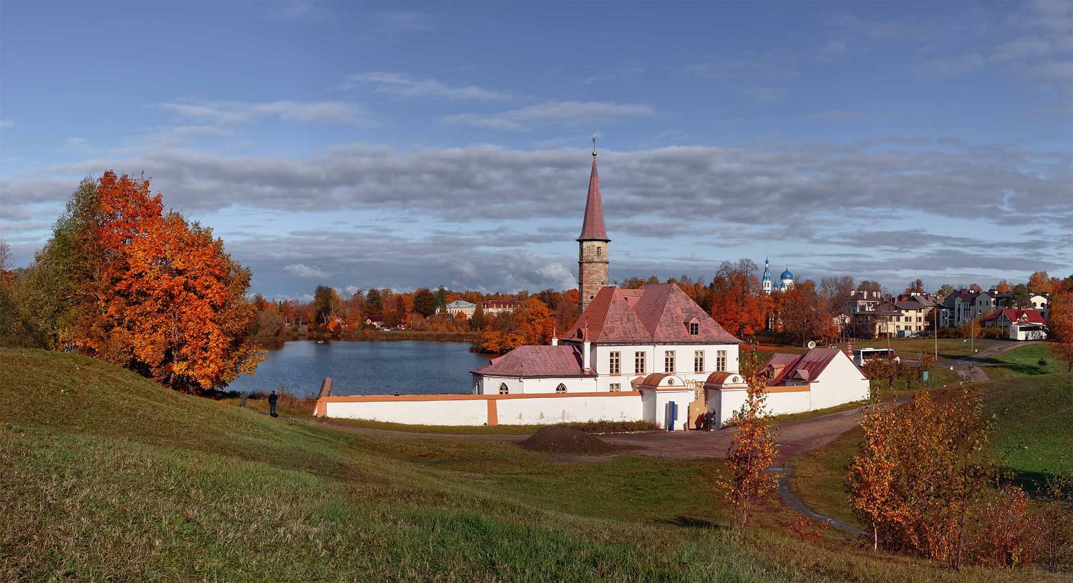 Октябрь уж наступил...