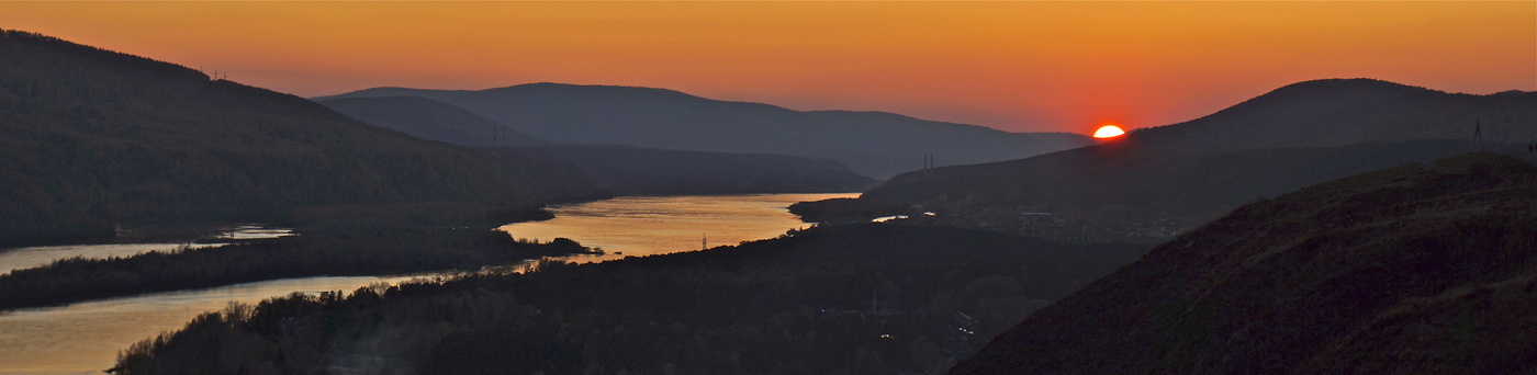 Краешек солнца ещё виден...