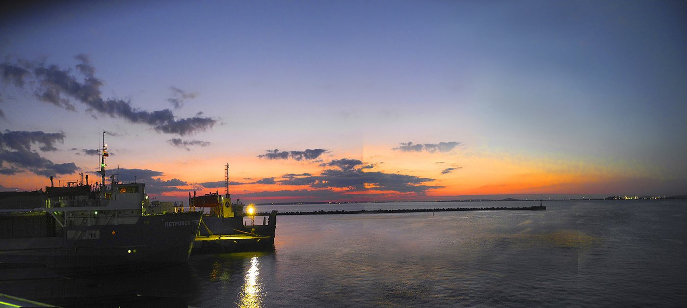 Вечерний этюд в порту