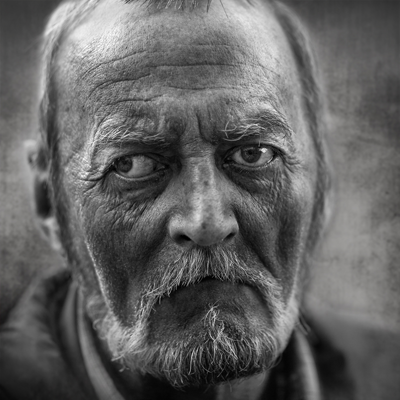 нынче не просто