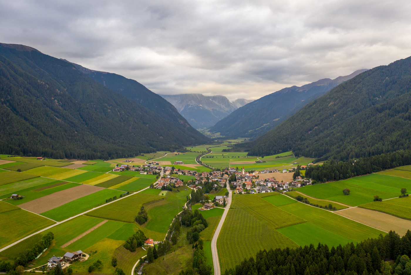 Горная долина