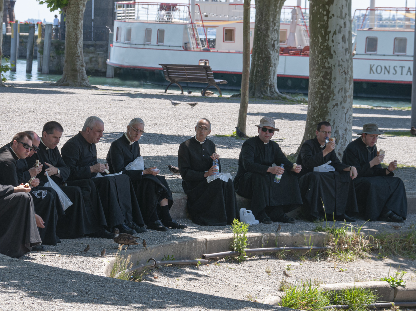 Обеденный перерыв