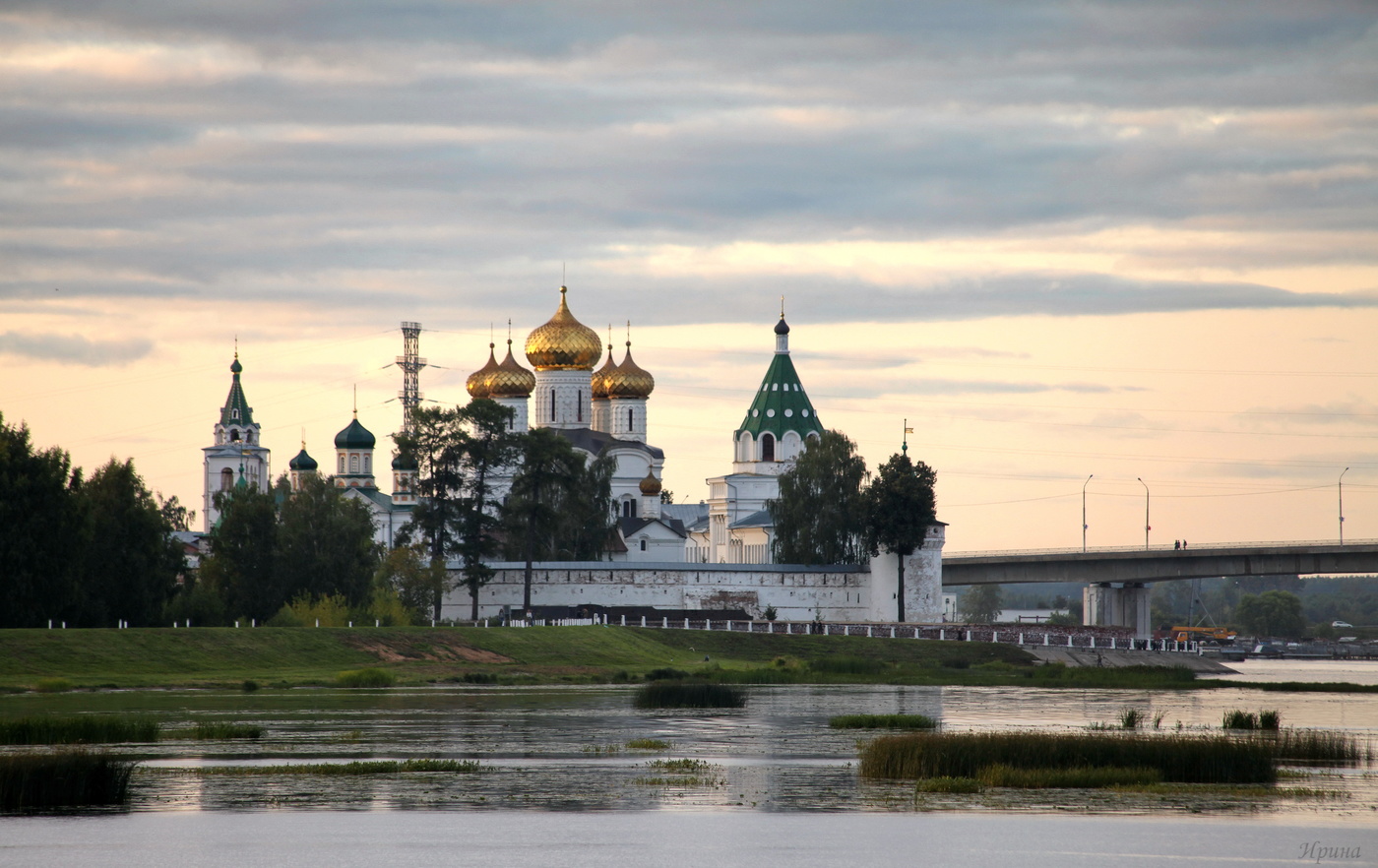 Свято-Троицкий Ипатьевский мужской монастырь.