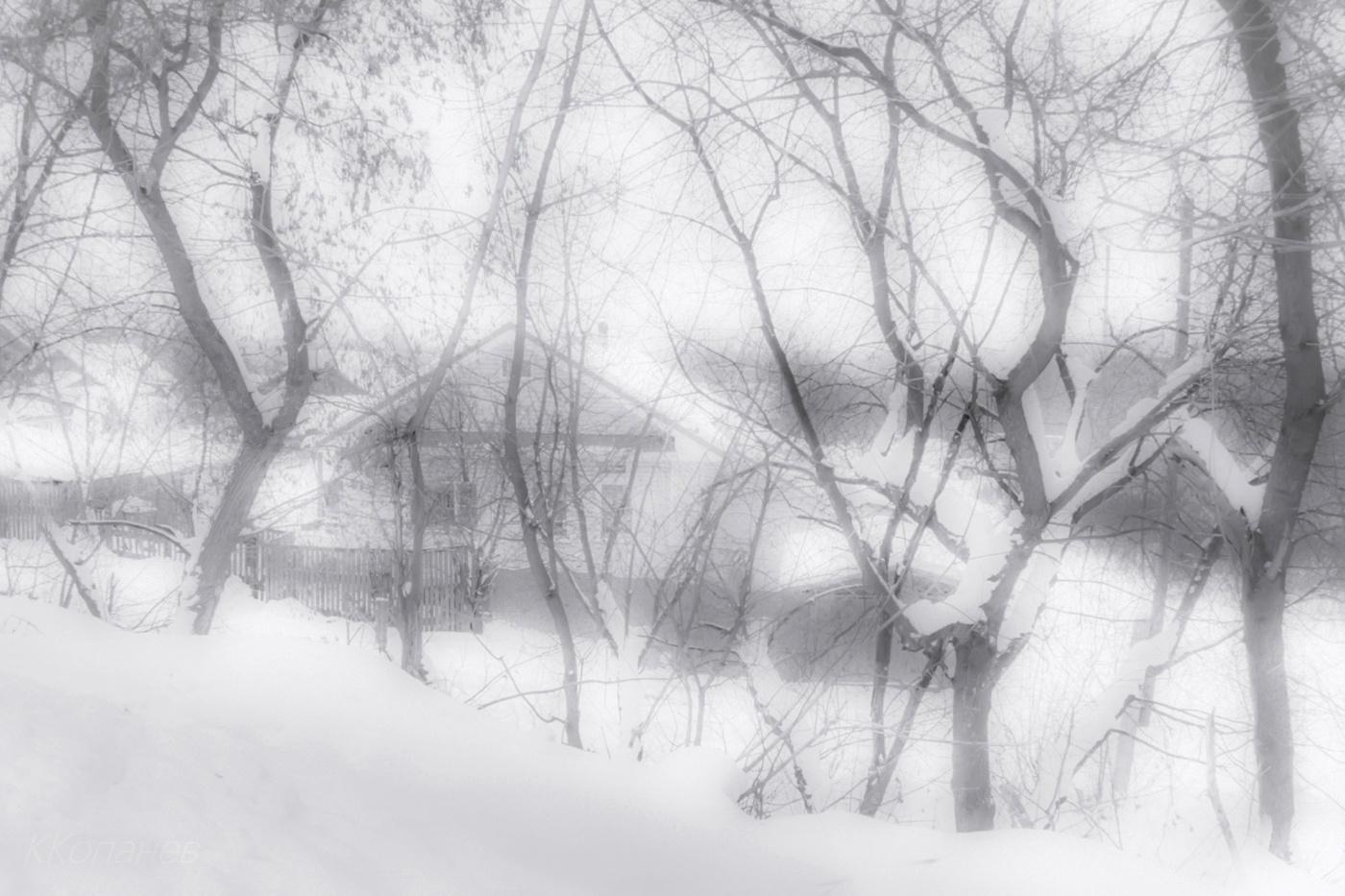 Призрачно всё