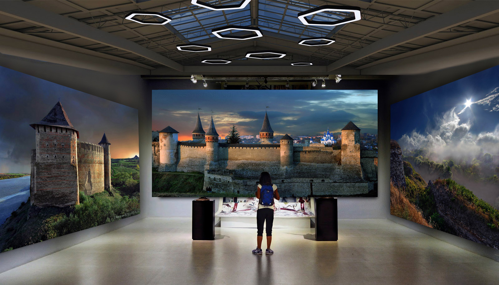 Фотовыставка "Замки крепости Украины" в Киеве