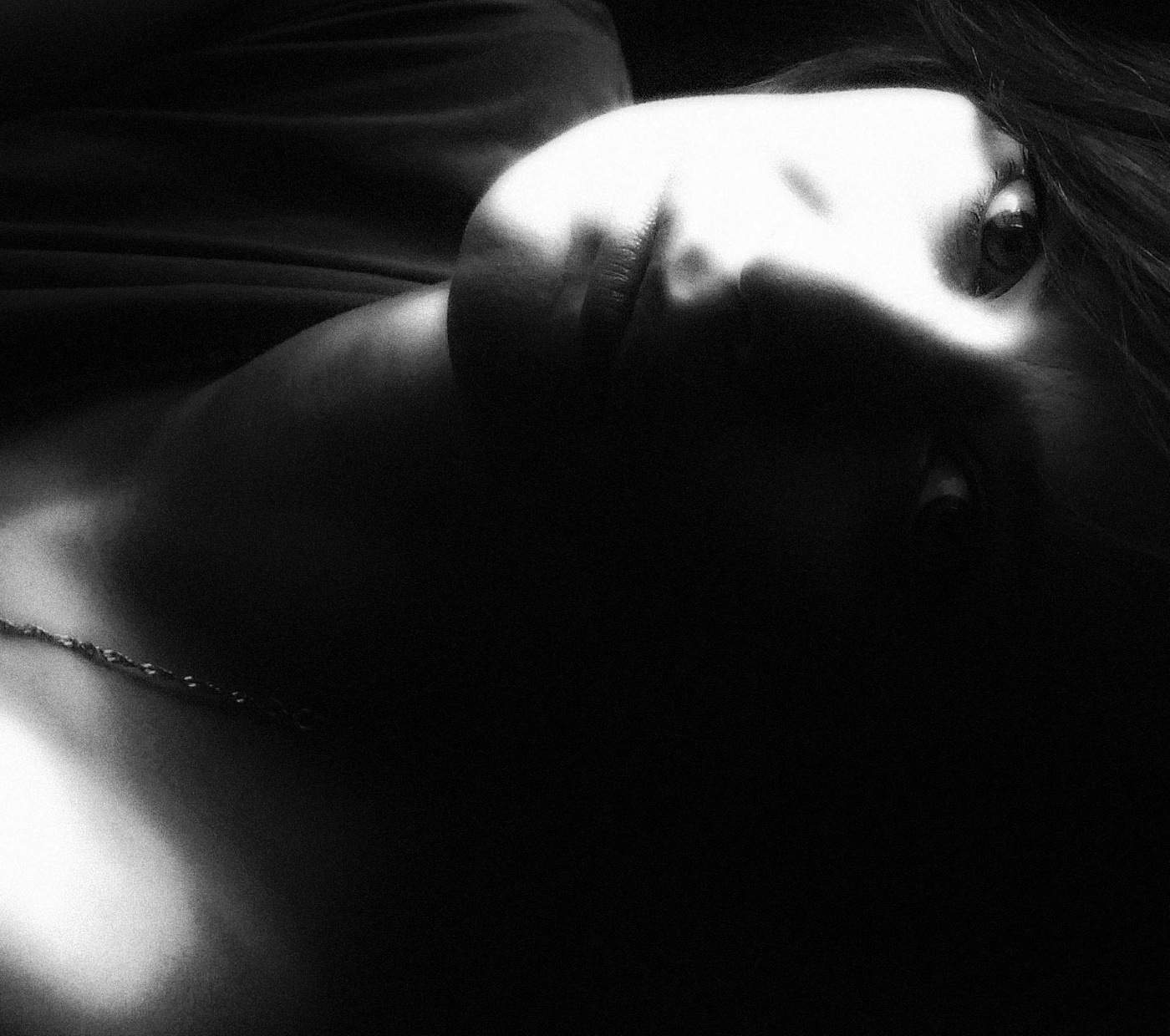 "О чем молчат в постели Женщины..?"