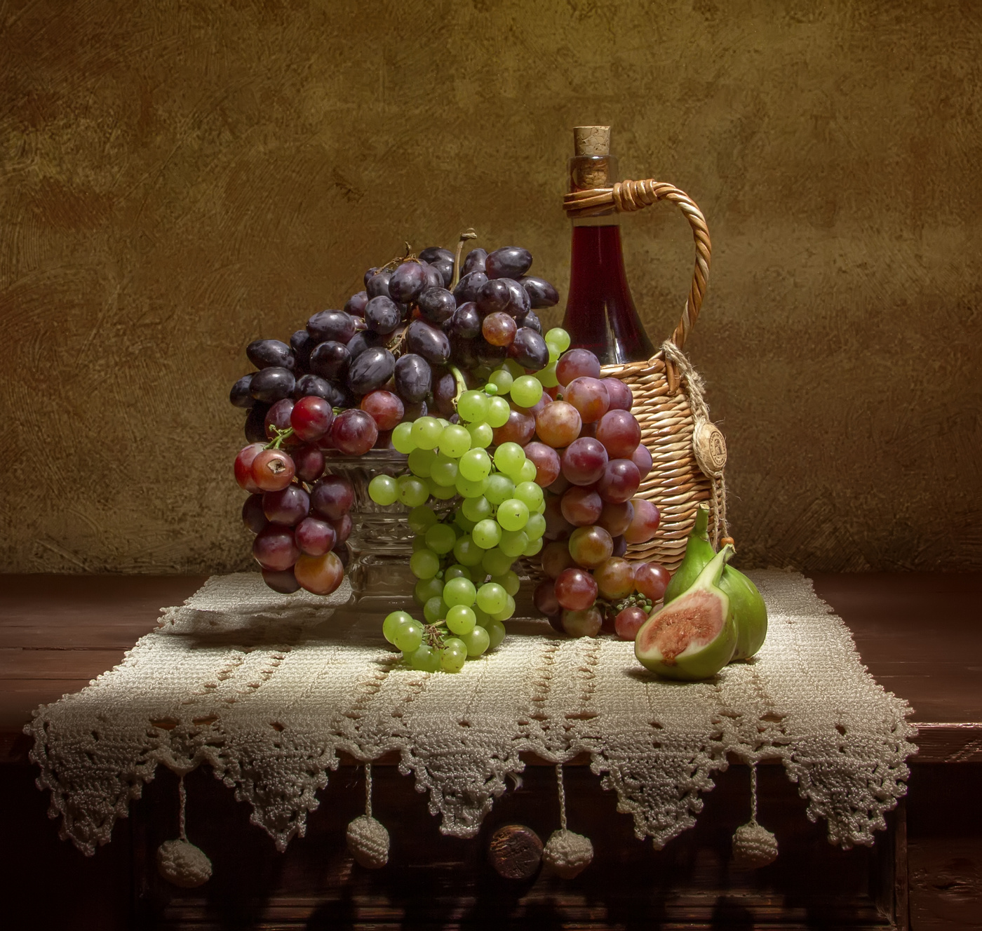 Крымский виноград...