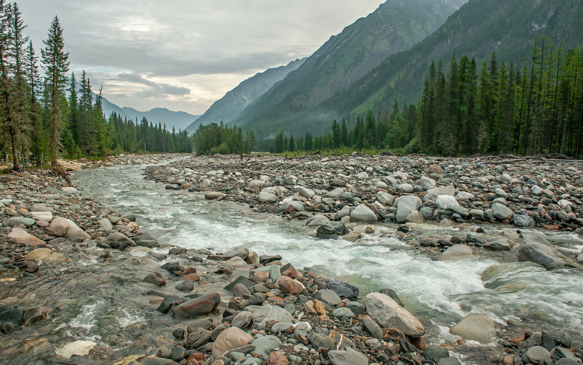 В долине реки Шумак...