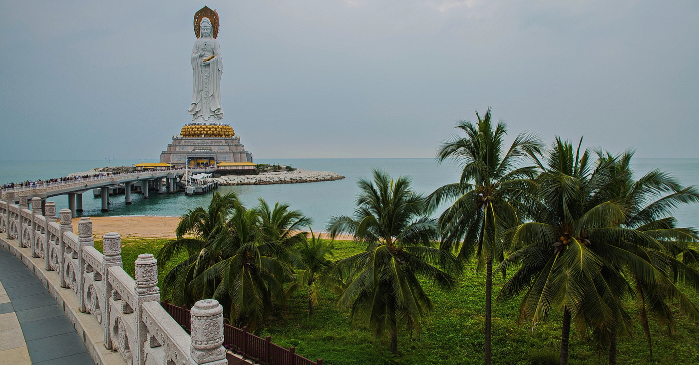 Дорога к храму.