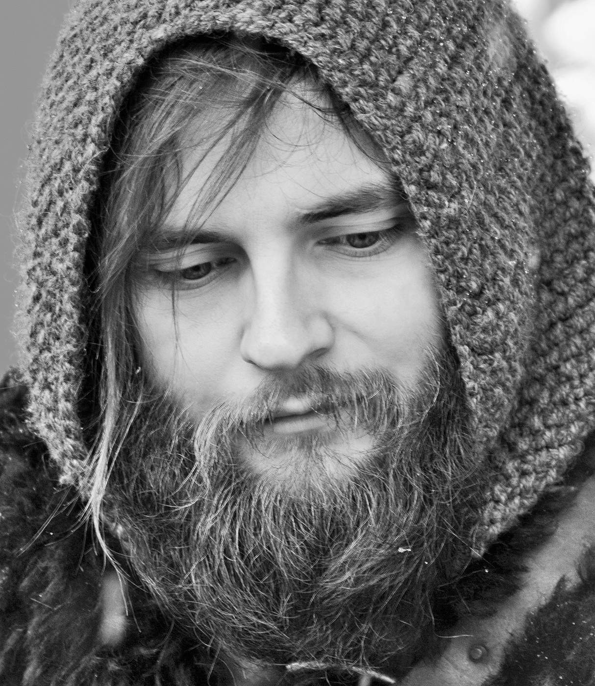 "Нам с теми хорошо, кто мир наш понимает..."