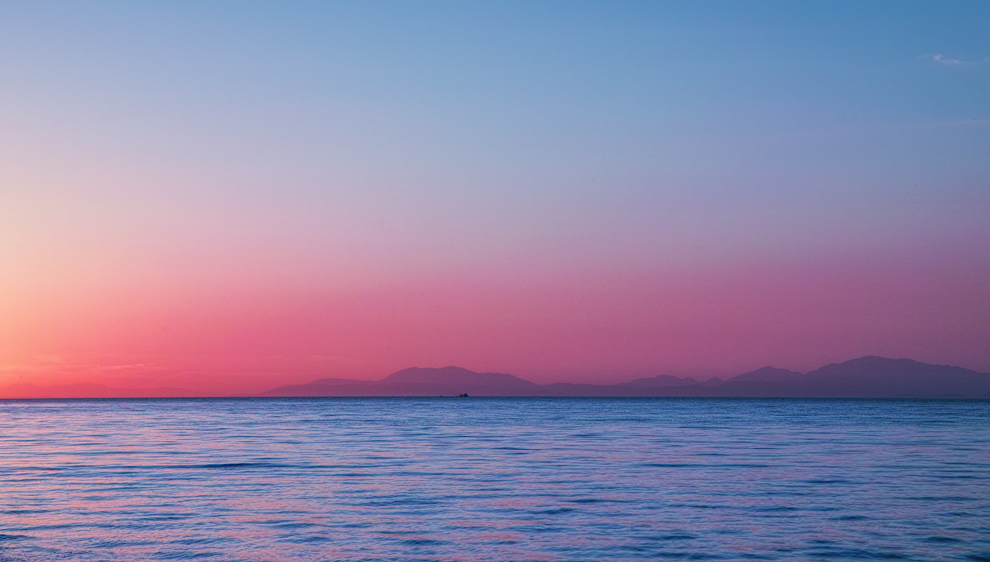 Чудесные краски южного моря