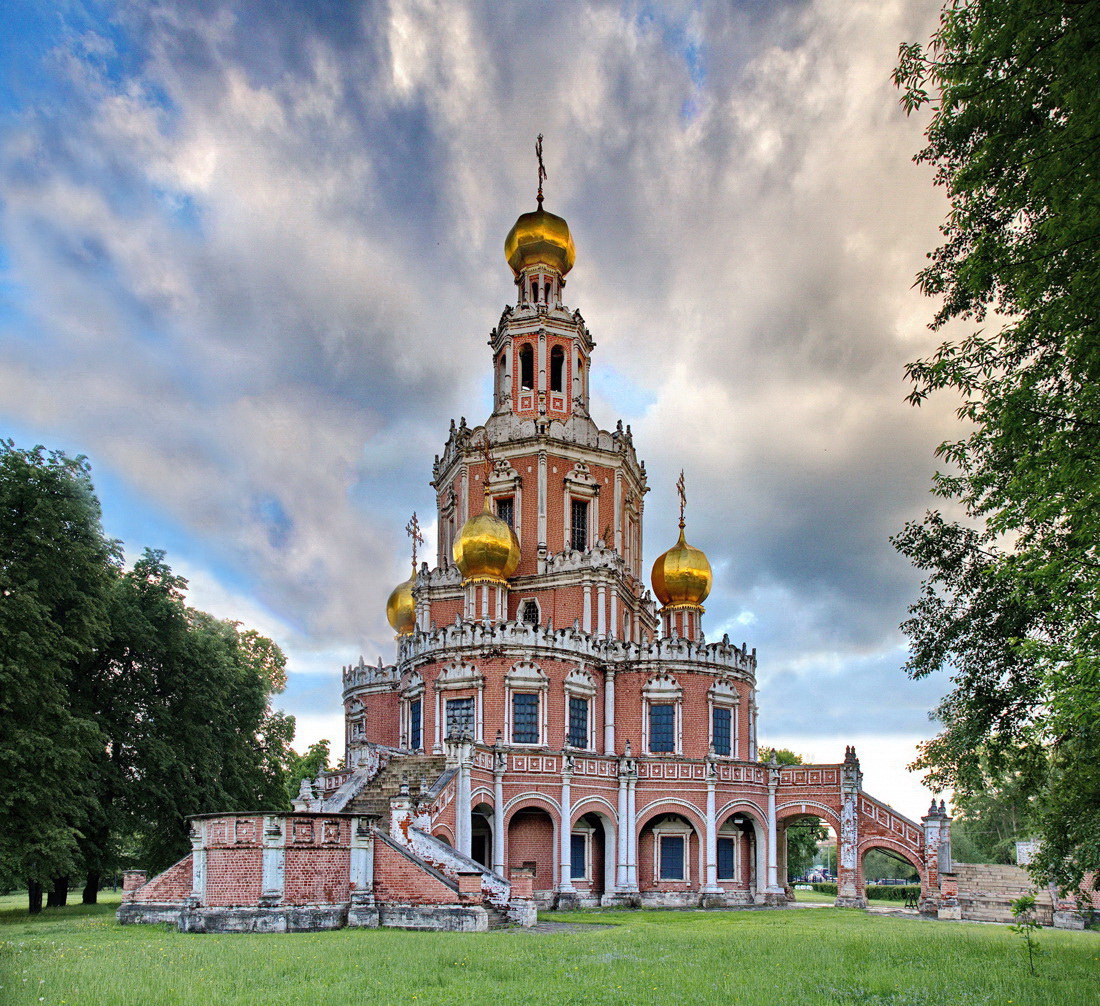 Храм Покрова Пресвятой Богородицы в Филях