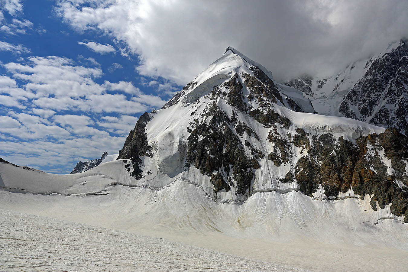 Перевал Дыхни-Ауш