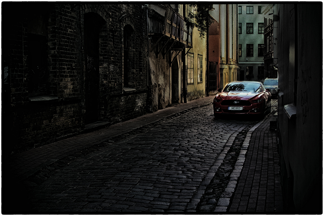 Контрасты старой Риги...