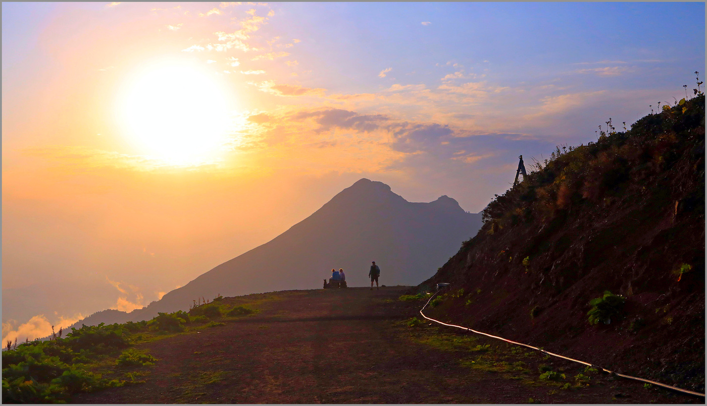 Звезда, по имени Солнце ...