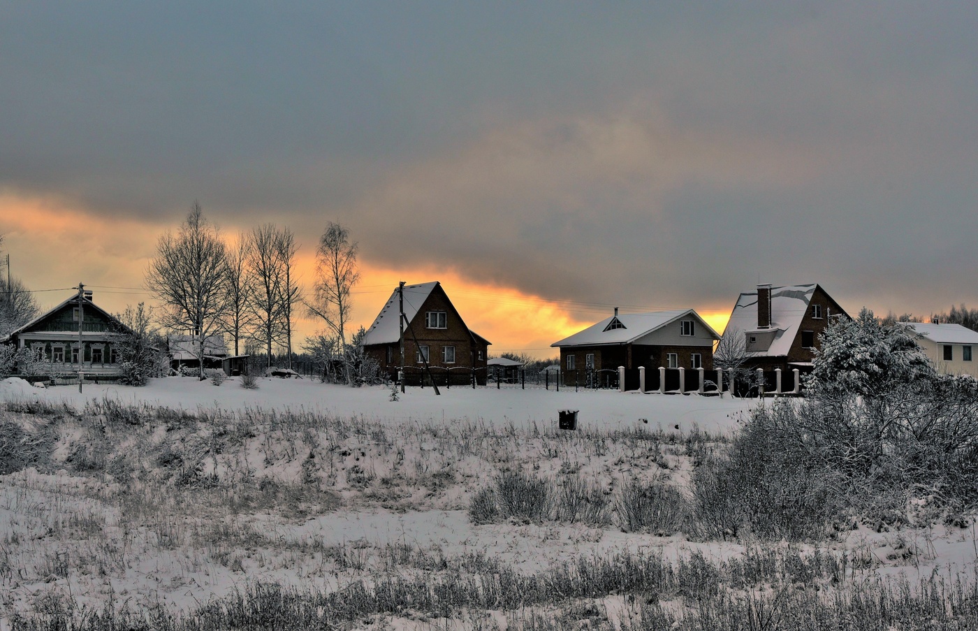 "А зимний вечер, мною трепетно любим..."