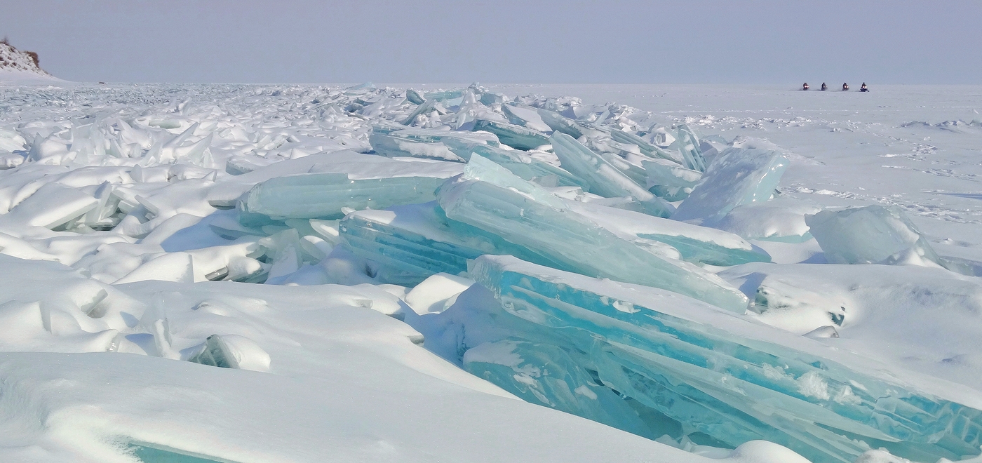Четверо сквозь торосы Байкала