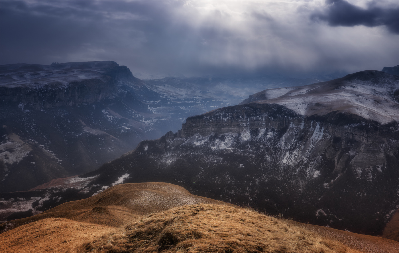 Навстречу непогоде.