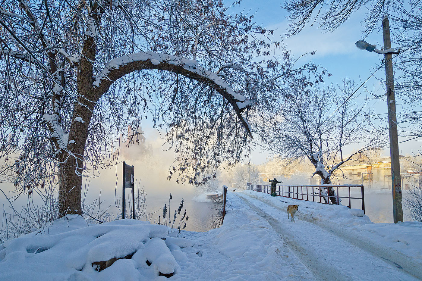 Он, она и ещё одна...