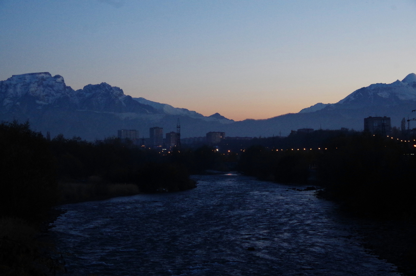 Вечереет. Владикавказ.