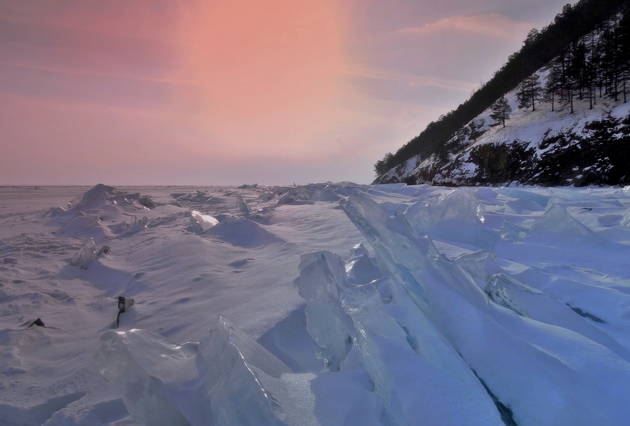 Вечернее солнце на Байкале