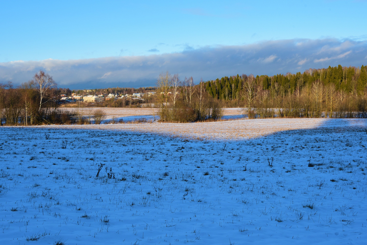 "Улегся спать уставший вечер ..."
