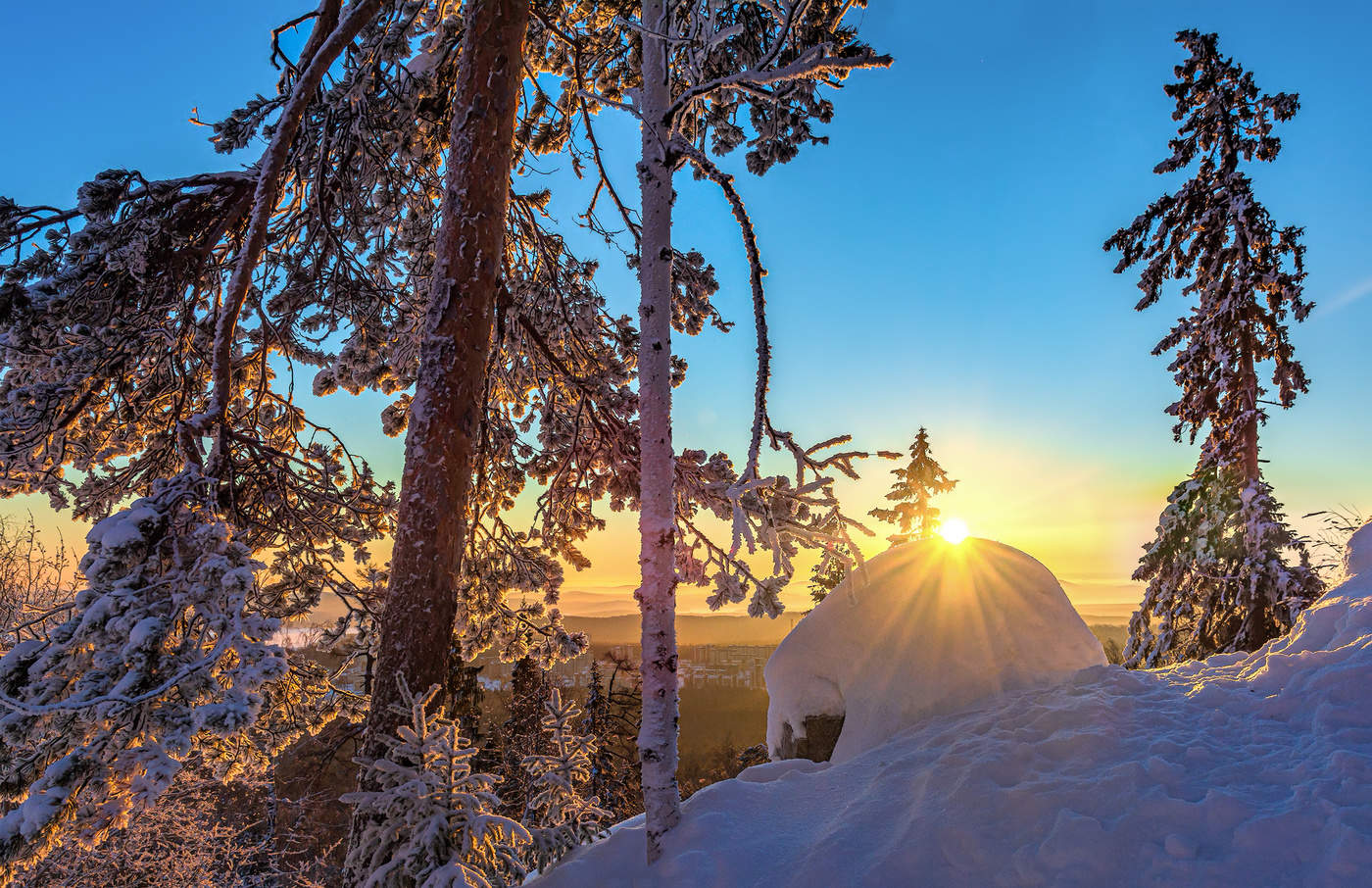 Горное солнце
