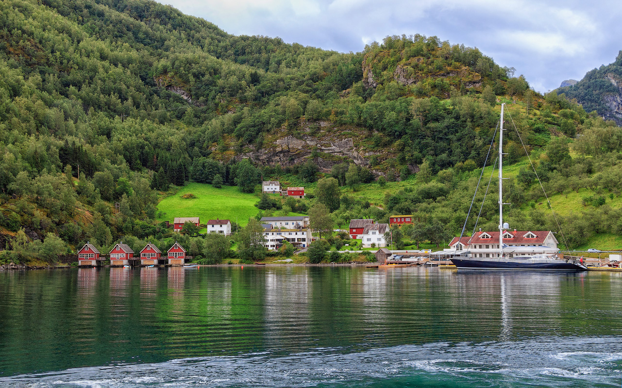 Берег Согне-фьорда