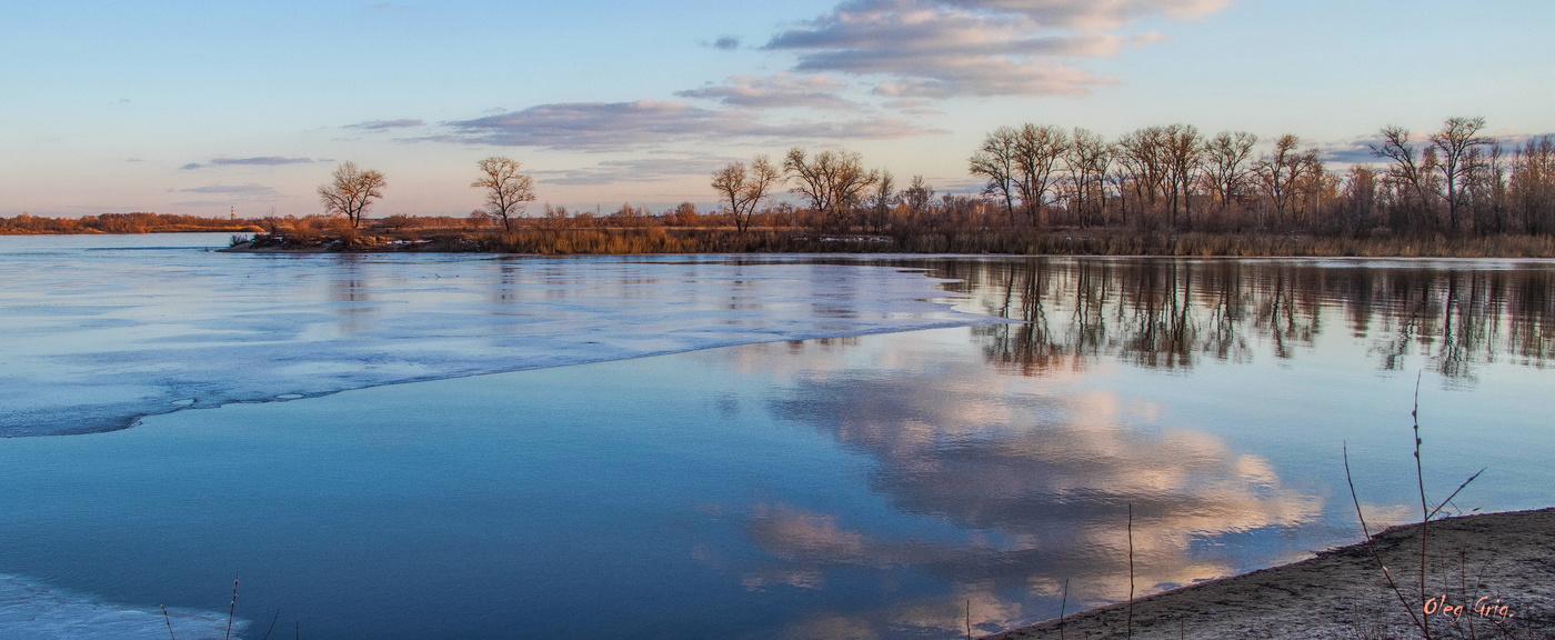Весенний лед заката.