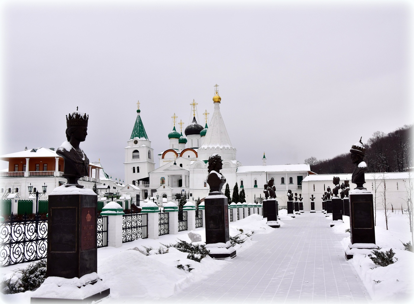 … И тишина. И более ни слова.