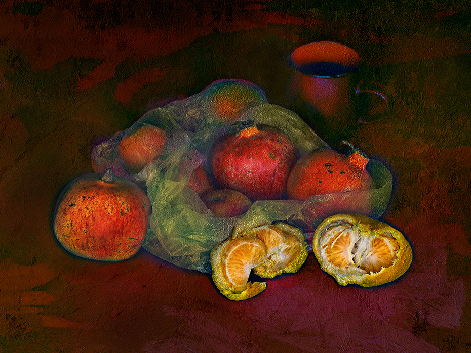 фрукты на бордовом фоне