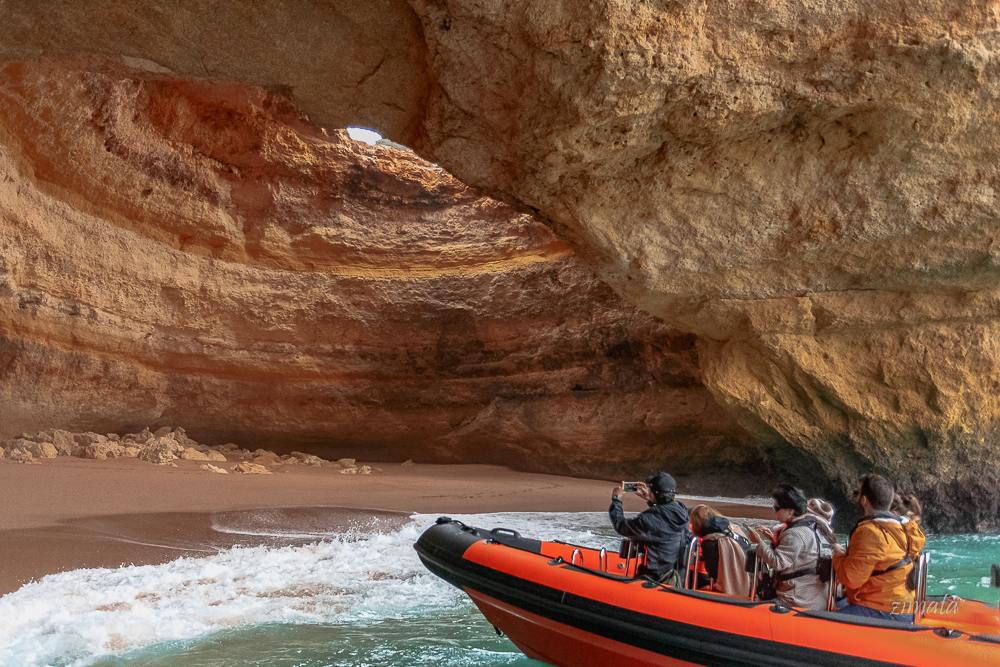 песчаное ущелье