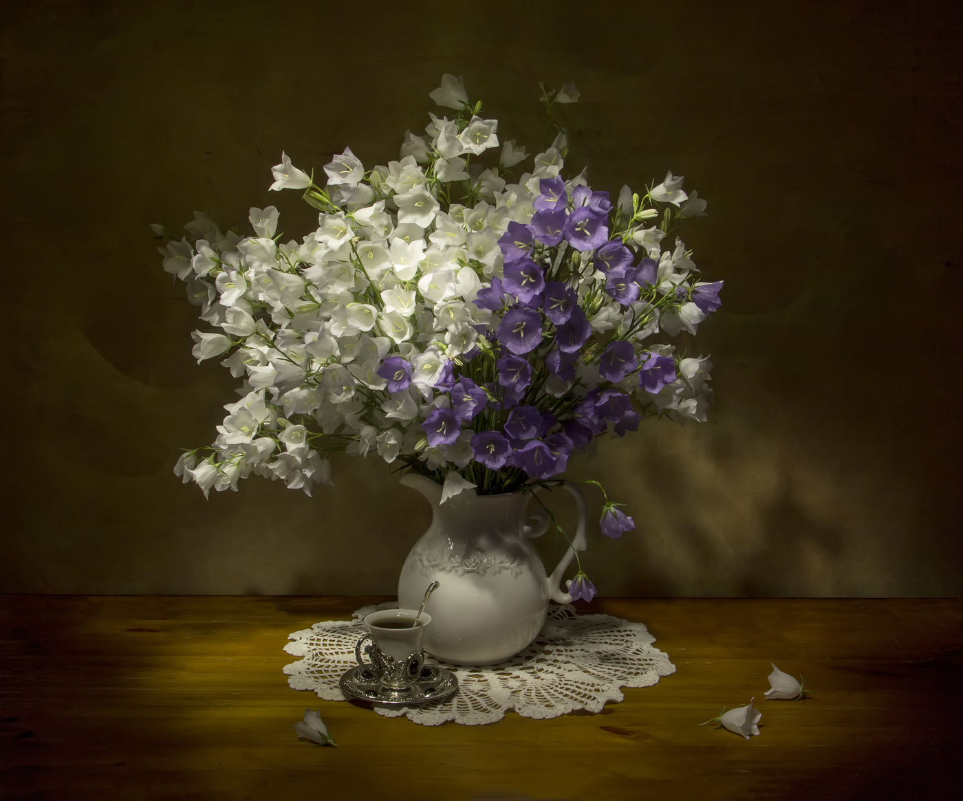 Динь...дон... скоро лето...