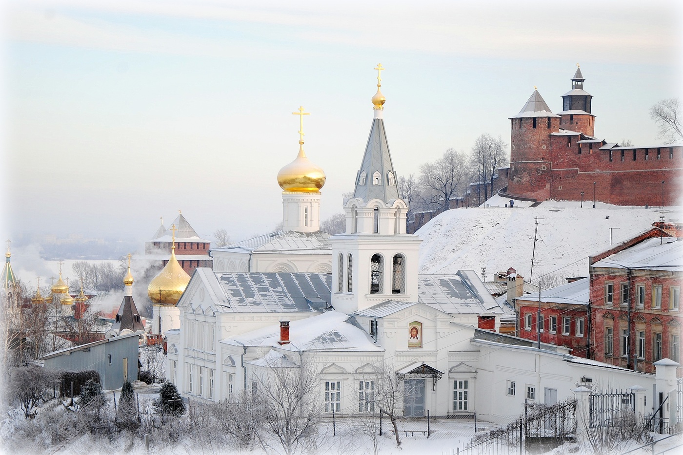Наверно, зима для того и придумана Богом ...