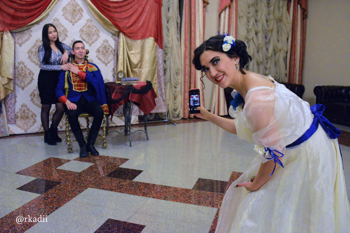 Могу и вас снять)))